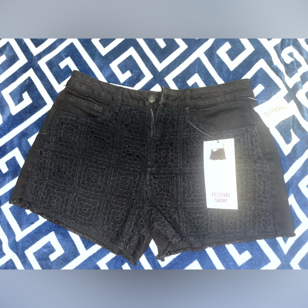 Vanilla Star Black High Waist Women Shorts